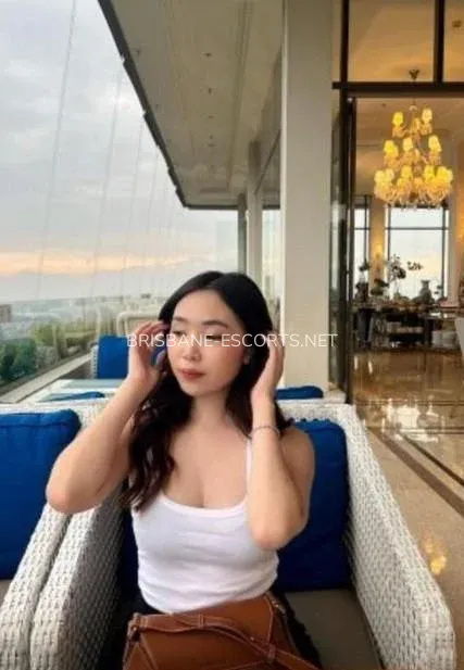 Brisbane escorts Isabelle — 4