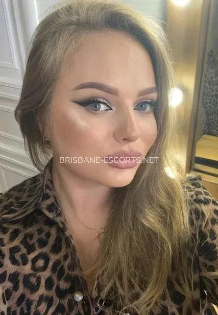 Brisbane escorts Selena — 4