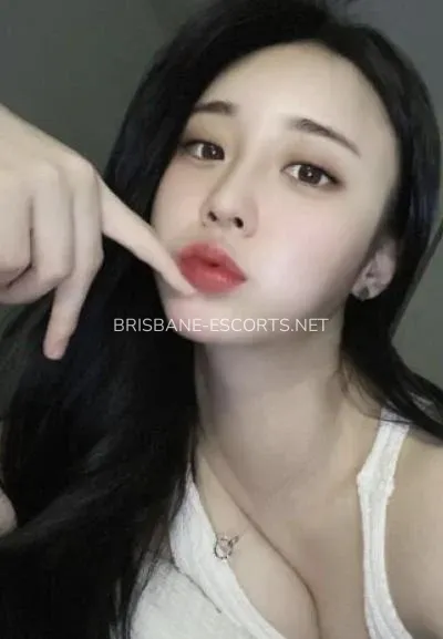 Brisbane escorts Emilia — 4