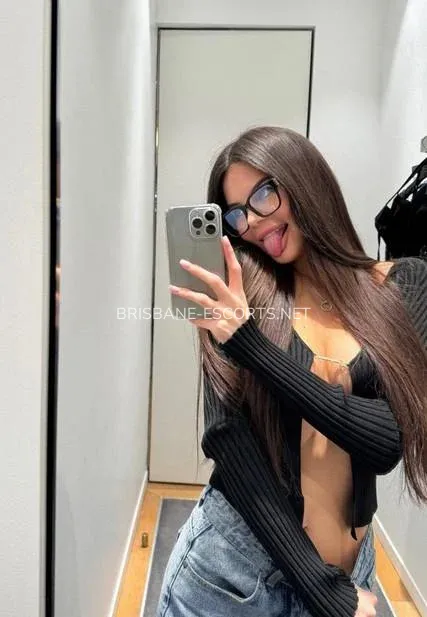 Brisbane escorts Isabelle — 8