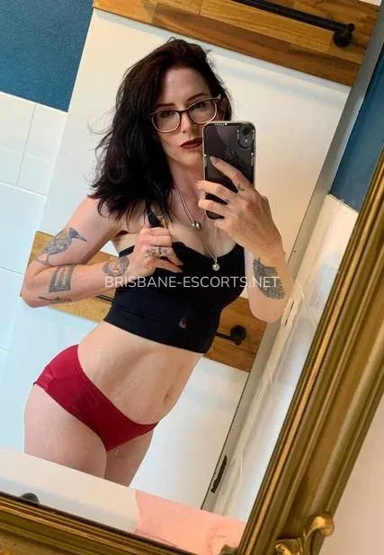 Brisbane escorts Julia — 4