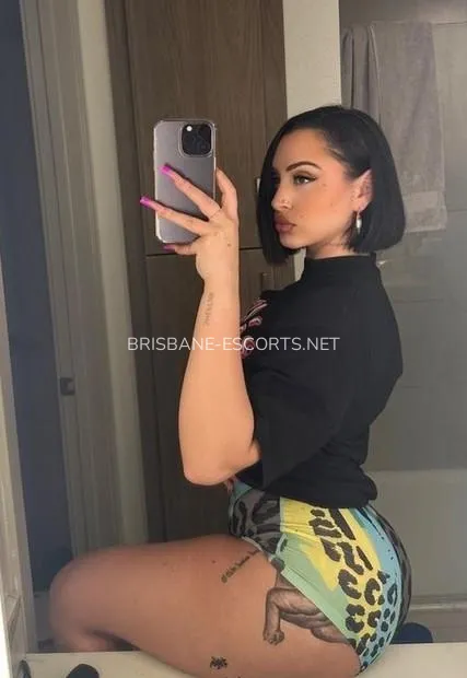Brisbane escorts Julia — 2
